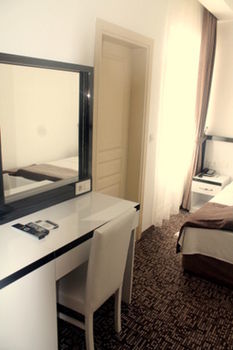 Murat Otel